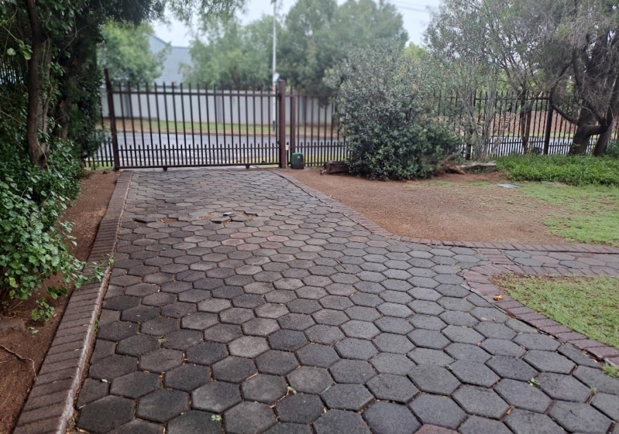 4 Bedroom Property for Sale in Dan Pienaar Free State